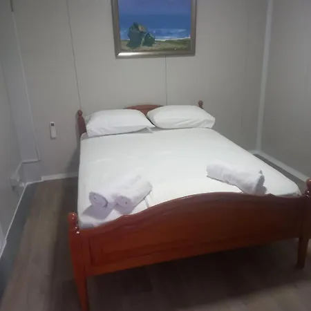 Kapszulahotel Ecostay *